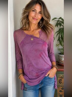 🔥 Aratta Long-Sleeve Multi- Media Top